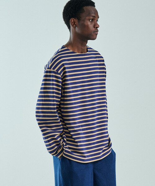 ORCIVAL(オーシバル)の「ORCIVAL | コットンロード クルーネック ワイドフレンチバスクTシャツ MEN(Tシャツ/カットソー・メンズ・パープル/ホワイト系その他5/ブルー系その他5/ダークブラウン/グレー系その他/ブラウン系その他/パープル系その他/ブラック・3/5/4)」の15枚目の写真
