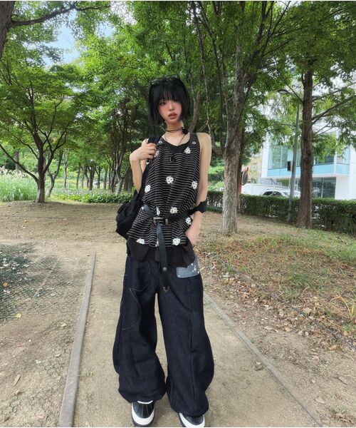 RuNaKi'Hu'(ルナキフ)の「WXP089 ハナビラポケットデニムバルーンパンツ (インディゴ)(デニムパンツ・レディース・その他・3/1/2)」の10枚目の写真