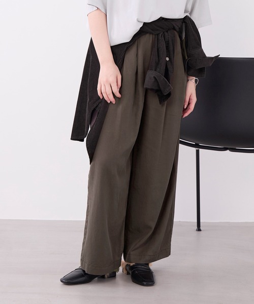 MICA&DEAL(マイカ&ディール)の「フィブリルワイドストレートイージーパンツ〈2サイズ展開〉〈セットアップ対応〉(その他パンツ・レディース・チャコールグレー/ベージュ/ブラウン・38/36)」の16枚目の写真
