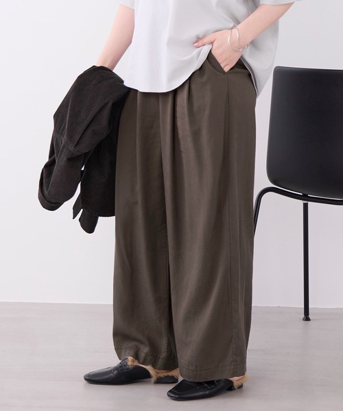 MICA&DEAL(マイカ&ディール)の「フィブリルワイドストレートイージーパンツ〈2サイズ展開〉〈セットアップ対応〉(その他パンツ・レディース・チャコールグレー/ベージュ/ブラウン・38/36)」の17枚目の写真