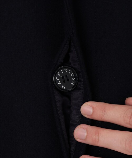 TOMORROWLAND （トゥモローランド）の「【WEB先行予約・別注】MACKINTOSH DUNKELD MODERN FIT EX ウールメルトン ステンカラーコート（ステンカラーコート・メンズ・ダークブラウン/ブラック/ネイビー・38/40/36）」の12枚目の写真