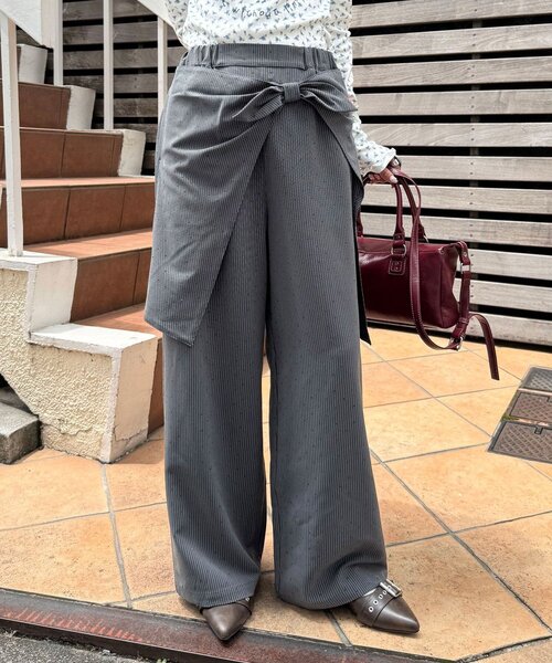CIAOPANIC(チャオパニック)の「リボンレイヤードラインストーンスラックス(スラックス・レディース・ブラック/グレー・ONE SIZE)」の9枚目の写真