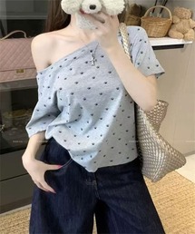 足跡プリントルーズネック 2WAYオフショルTシャツ