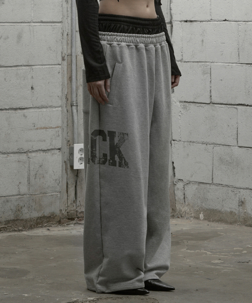 ROCKCAKE(ロックケーキ)の「RCK Layered Wide 2way Jogger - Gray(スウェットパンツ・レディース・その他・SMALL/X-SMALL)」の5枚目の写真