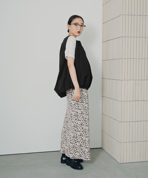 LEPSIM（レプシィム）の「ドロストバルーンベスト　1052019（ベスト・レディース・チャコールグレー/ライトグレー/ブラック・FREE）」の9枚目の写真