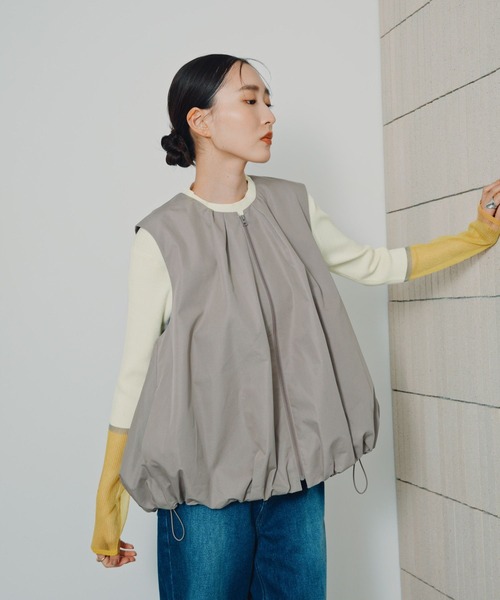 LEPSIM（レプシィム）の「ドロストバルーンベスト　1052019（ベスト・レディース・チャコールグレー/ライトグレー/ブラック・FREE）」の10枚目の写真