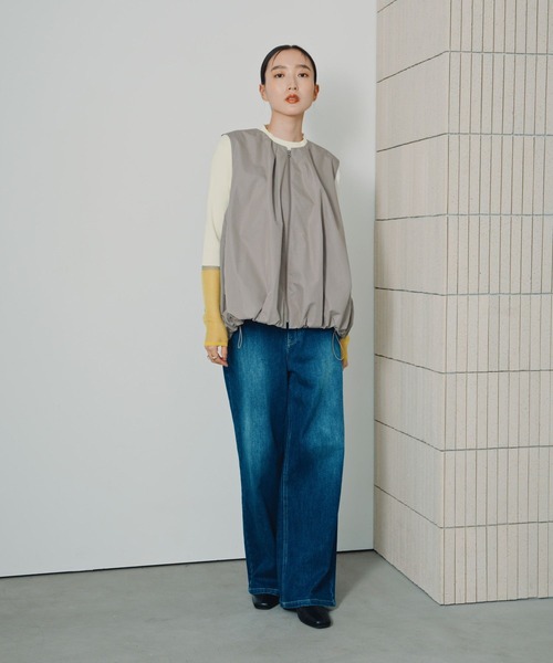 LEPSIM（レプシィム）の「ドロストバルーンベスト　1052019（ベスト・レディース・チャコールグレー/ライトグレー/ブラック・FREE）」の13枚目の写真