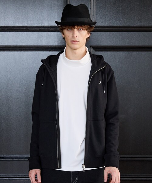 TAKEO KIKUCHI(タケオキクチ)の「【BOWLER HAT LABEL】ジップアップ スウェットパーカー(パーカー・メンズ・ブラック/ダークグレー・04/03/02)」の6枚目の写真