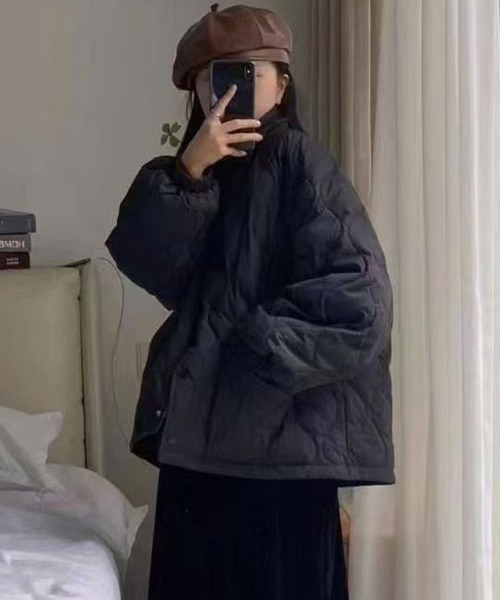 Flugge(フラッジー)の「襟付きボリュームキルティングアウター(その他アウター・レディース・ブラック/ベージュ・LARGE/MEDIUM)」の5枚目の写真