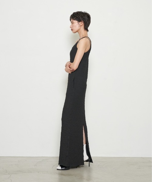 OFROOM(オフルーム)の「【2026秋冬新作】Shirred American Sleeve One-piece|シャーリングアメスリワンピース(ワンピース・レディース・ブラウン/ブラック/マスタード・MT/MEDIUM)」の9枚目の写真