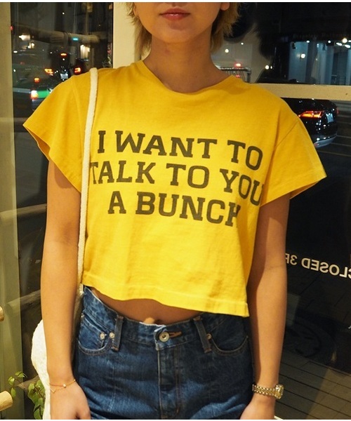 TODAYFUL（トゥデイフル）の「ショートＬＯＧＯＴシャツ（Tシャツ/カットソー・レディース・ホワイト/グレー/マスタード・FREE）」の3枚目の写真