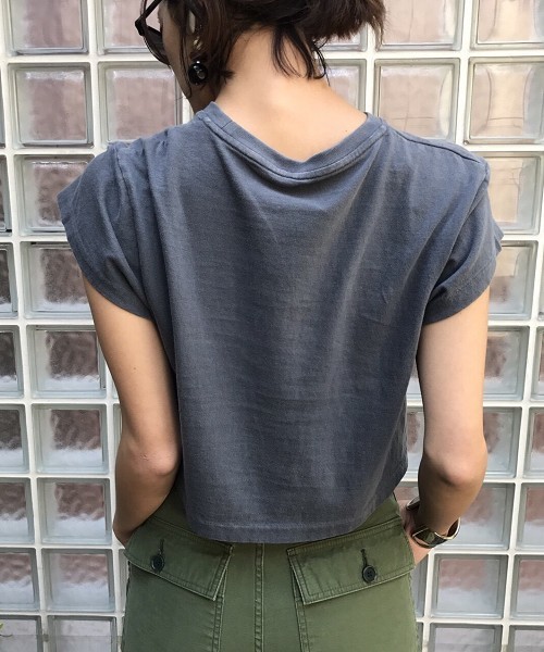 TODAYFUL（トゥデイフル）の「ショートＬＯＧＯＴシャツ（Tシャツ/カットソー・レディース・ホワイト/グレー/マスタード・FREE）」の13枚目の写真