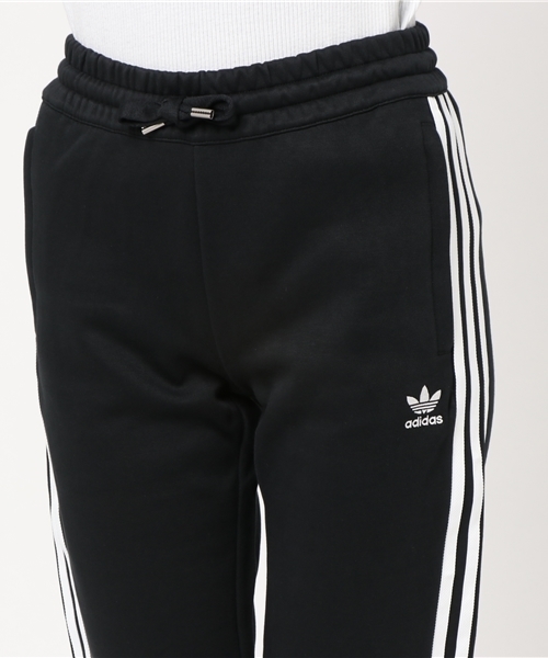 adidas（アディダス）の「【adicolor】オリジナルス パンツ [3 STRIPES TRACK PANTS]（その他パンツ・レディース・ブラック・MEDIUM/LARGE/X-SMALL/XX-LARGE/XXX-LARGE/SMALL）」の5枚目の写真