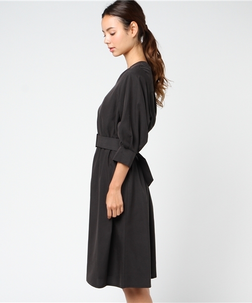 12Twelve Agenda（トゥエルブ　アジェンダ）の「モダールポプリンベルテッドワンピース（ワンピース・レディース・ブラック/ネイビー/オレンジ/ブルーグリーン・M）」の14枚目の写真