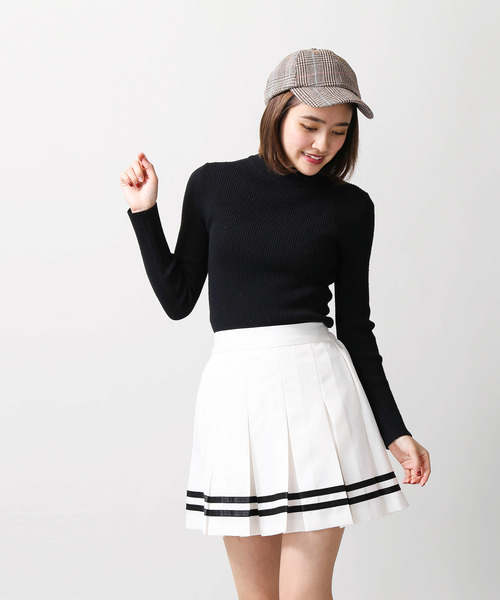 WEGO(ウィゴー)の「WEGO/ラインボックスプリーツミニスカート(スカート・レディース・ホワイト/ブラック/ネイビー/レッド・MEDIUM/SMALL)」の8枚目の写真