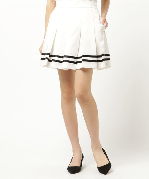 WEGO(ウィゴー)の「WEGO/ラインボックスプリーツミニスカート(スカート・レディース・ホワイト/ブラック/ネイビー/レッド・MEDIUM/SMALL)」の14枚目の写真