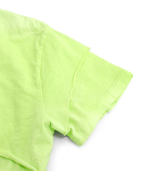RNA(アールエヌエー)の「M0915 カットオフレイヤードTシャツ(Tシャツ/カットソー・レディース・ブラック/オフホワイト/ライム・MEDIUM)」の16枚目の写真