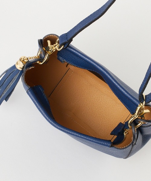 HELIOPOLE（エリオポール）の「Marant タッセル ショルダーバッグ（ショルダーバッグ・レディース・ベージュ/ダークブルー・F）」の3枚目の写真