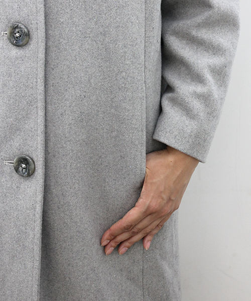 Kastane（カスタネ）の「【Kastane】袖ギャザーコート（その他アウター・レディース・グレー/グリーン/ネイビー・1/2）」の12枚目の写真