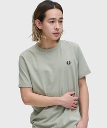 FRED PERRY�i�t���b�h�y���[�j�́uRinger T-Shirt�^�����K�[T�V���c�iT�V���c/�J�b�g�\�[�j�v