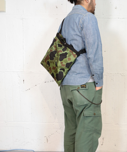 Drifter(ドリフター)の「ELEMENTARY TOTE/エレメンタリートート(トートバッグ・レディース・スカイブルー/ブラック/タン/グリーン系カモフラージュ/ターコイズブルー/ピンク/ダークブラウン/その他1/その他2/ベージュ系その他/ネイビー/ブラウン系その他/オレンジ/ケリーグリーン/ブラック系その他/アニマル/ブルー/ブラウン×イエロー/ネイビー×ホワイト/ダークグリーン/レモンイエロー/ウッドランド/ホワイト系その他/ゼブラ/グリーン系その他/ブラック系その他2/レオパード/ドット・FREE)」の22枚目の写真