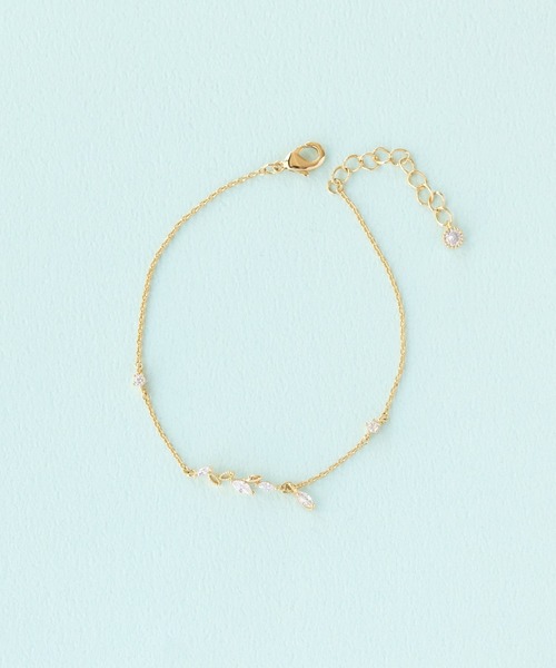 Phoebe（フィービィー）の「シャイニーティアリーフブレスレット（ブレスレット・レディース・ゴールド/ピンクゴールド・FREE）」の4枚目の写真