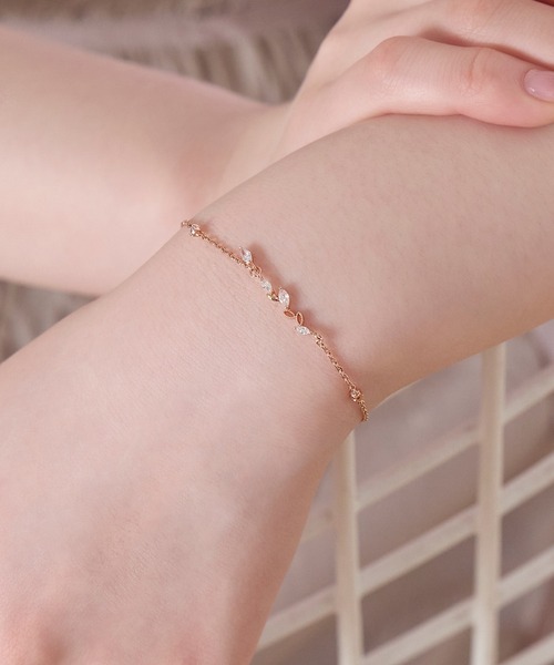 Phoebe（フィービィー）の「シャイニーティアリーフブレスレット（ブレスレット・レディース・ゴールド/ピンクゴールド・FREE）」の11枚目の写真