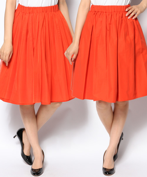 Tiara（ティアラ）の「リバーシブルボリュームスカート【mamagirl秋号】【GINGER 10月号】【BAILA9月号】【Steady 9月号】（スカート・レディース・ホワイト/ブラック/グリーン/オレンジ/ネイビー・3/2）」の17枚目の写真