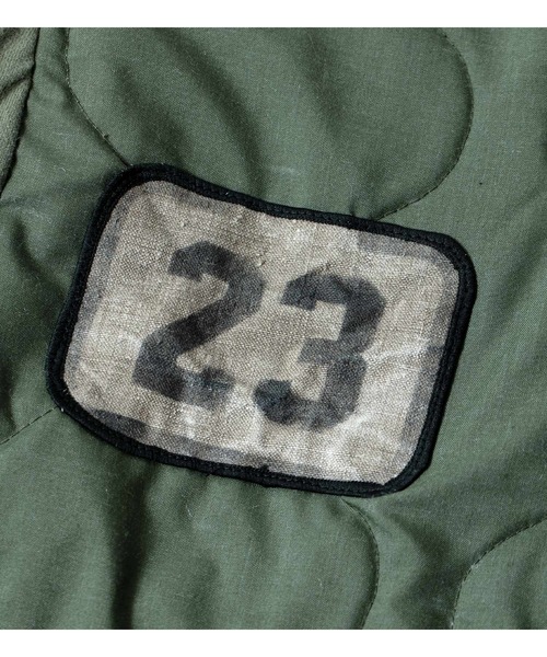 APPLEBUM（アップルバム）の「QUILT LINER JACKET（ミリタリージャケット・メンズ・カーキ・MEDIUM/LARGE/X-LARGE）」の4枚目の写真
