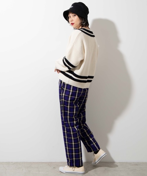 WEGO(ウィゴー)の「WEGO/ラインチルデンニット(ニット/セーター・レディース・ホワイト/ブラック/ベージュ・FREE)」の6枚目の写真