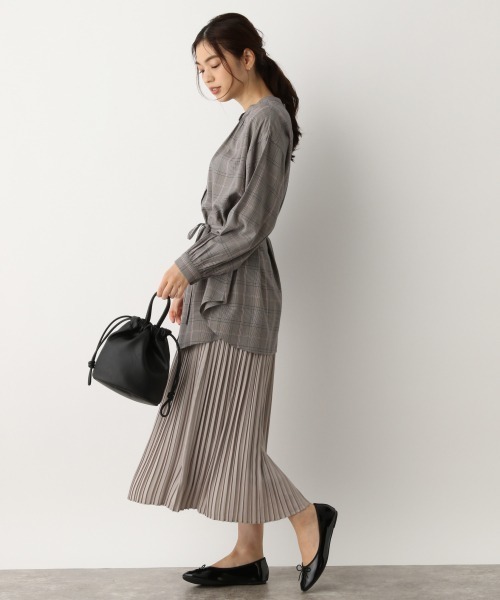 GLOBAL WORK（グローバルワーク）の「無地柄プリーツスカート/892316（スカート・レディース・ライトグリーン/ホワイト系その他/ブラック系その他/グレー系その他・MEDIUM/LARGE）」の8枚目の写真
