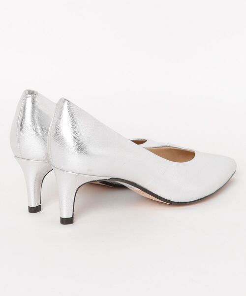 Clarks(クラークス)の「Laina55 Court2 / ライナ55コート2 (シルバーメタリック)(パンプス・レディース・グレー・5/3.5/3/5.5/4/4.5/6)」の2枚目の写真