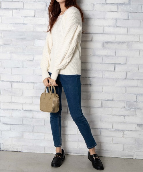 WEGO（ウィゴー）の「WEGO/スクエアネックボリュームスリーブニット（ニット/セーター・レディース・ホワイト/ブラウン/グリーン系その他・FREE）」の16枚目の写真