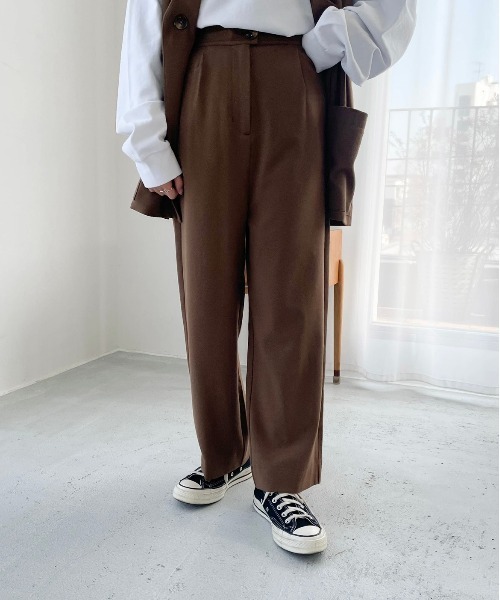flaner（フラネ）の「ハイウエストストレートパンツ【セットアップ可】（その他パンツ・レディース・ブラウン・SMALL/MEDIUM）」の13枚目の写真