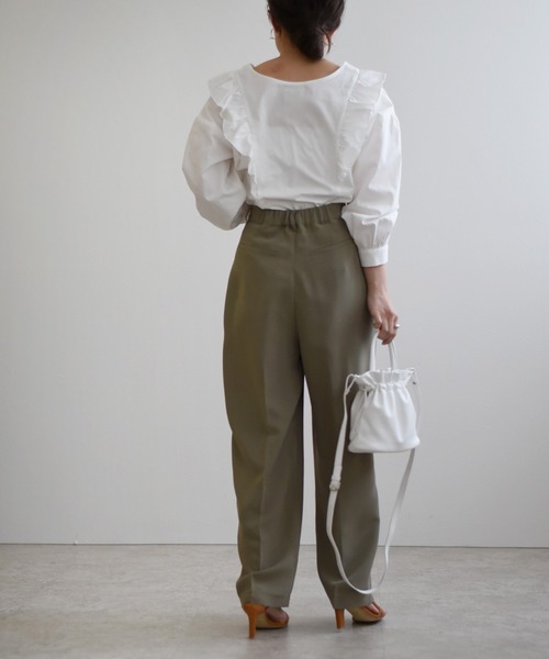 palm RICHE(ポームリシュ)の「ラッフルフリルコットンブラウス(シャツ/ブラウス・レディース・オフホワイト/ブラック・38)」の7枚目の写真