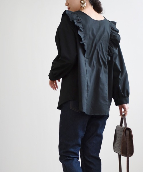 palm RICHE(ポームリシュ)の「ラッフルフリルコットンブラウス(シャツ/ブラウス・レディース・オフホワイト/ブラック・38)」の11枚目の写真