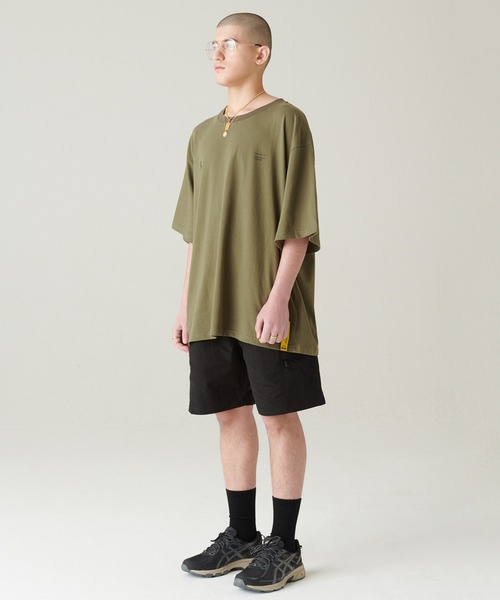 LIBERE(リベーレ)の「LIBERE リベーレ / 21 SLOGAN TEE スローガンプリントビッグシルエットTシャツ / 211201 / 211202 / 211203(Tシャツ/カットソー・メンズ・ブラック/オリーブ/ホワイト・LARGE/SMALL/MEDIUM)」の8枚目の写真