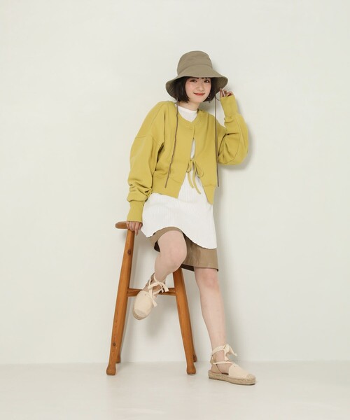 FREAK'S STORE(フリークスストア)の「ROVERETO/ロベレート エスパレースアップ(サンダル・レディース・ブラック/オフホワイト/イエロー・MEDIUM/LARGE)」の22枚目の写真