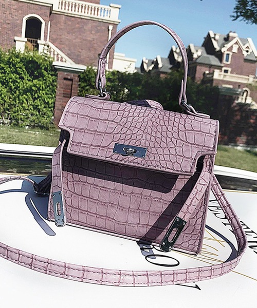 JUNOAH（ジュノア）の「2way型押しスクエアバッグ（ショルダーバッグ・レディース・ホワイト/ブラック/パープル/グリーン・LARGE/SMALL）」の16枚目の写真