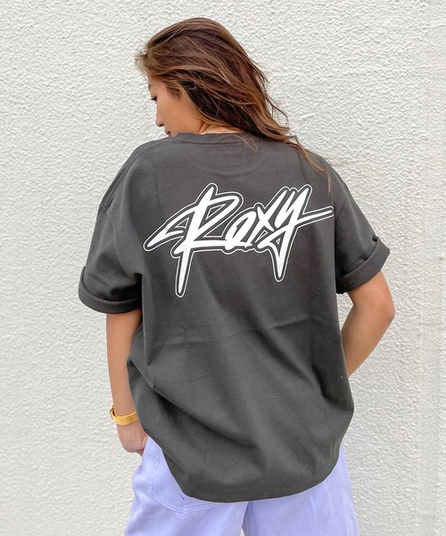 ROXY(ロキシー)の「【ZOZO限定アイテム】BACK LOGO TEE/ロキシーバックプリント半袖ロゴサイドスリットTシャツ(Tシャツ/カットソー・レディース・ナチュラル/ベージュ/ブラック・MEDIUM)」の10枚目の写真