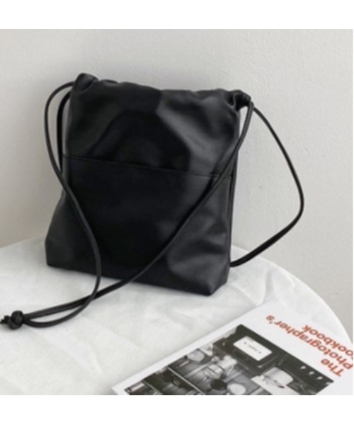 LAC-VERT（ラック・ヴェール）の「【LAC VERT/ラック・ヴェール】巾着スモールバッグ（ショルダーバッグ・レディース・ベージュ/カーキ/ブラック・FREE）」の4枚目の写真