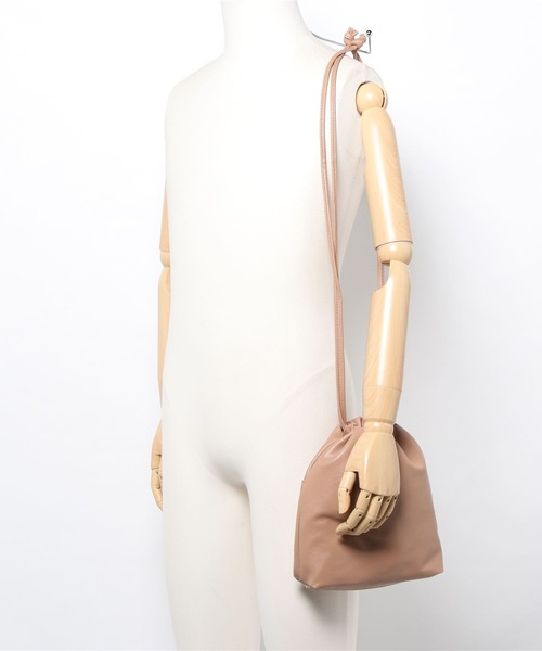 LAC-VERT（ラック・ヴェール）の「【LAC VERT/ラック・ヴェール】巾着スモールバッグ（ショルダーバッグ・レディース・ベージュ/カーキ/ブラック・FREE）」の13枚目の写真