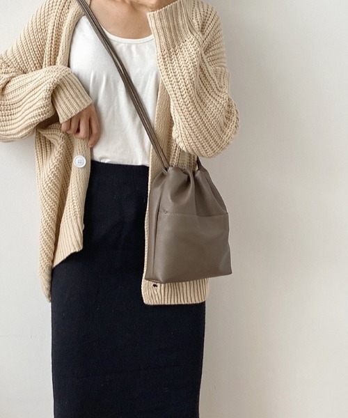 LAC-VERT（ラック・ヴェール）の「【LAC VERT/ラック・ヴェール】巾着スモールバッグ（ショルダーバッグ・レディース・ベージュ/カーキ/ブラック・FREE）」の22枚目の写真