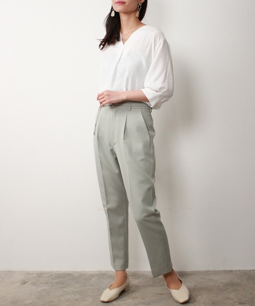 TRUDEA（トルディア）の「リネンライクスキッパーブラウス（シャツ/ブラウス・レディース・ホワイト/チャコールグレー/ベージュ/ミント・MEDIUM）」の12枚目の写真