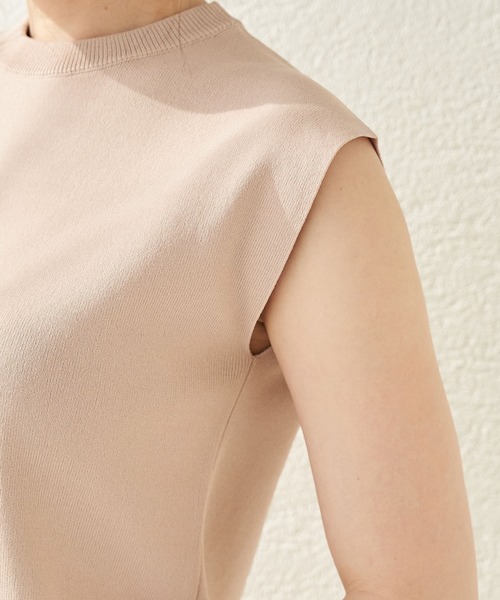 ROPE' PICNIC(ロペピクニック)の「【接触冷感・UVカット】ゼロスリーブニットプルオーバー(ニット/セーター・レディース・ブルー系その他4/オレンジ系その他/クリーム/ブラック/オフホワイト/ベージュ/ピンク・38)」の14枚目の写真