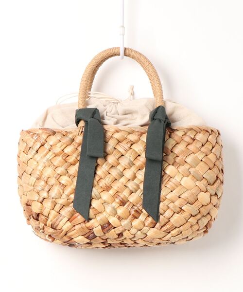Lugnoncure（ルノンキュール）の「リボンフリンジ付ミニかごトート（トートバッグ・レディース・オレンジ/キャメル/グリーン・ﾌﾘ-）」の2枚目の写真