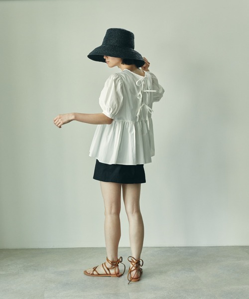 ECRIRE（エクリール）の「バックリボンフレアブラウス（シャツ/ブラウス・レディース・ブラック/オフホワイト・フリー）」の7枚目の写真