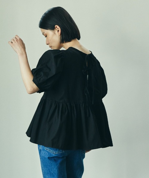 ECRIRE（エクリール）の「バックリボンフレアブラウス（シャツ/ブラウス・レディース・ブラック/オフホワイト・フリー）」の14枚目の写真