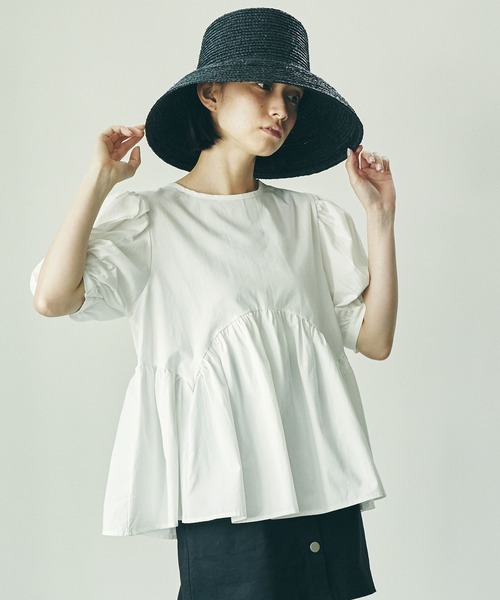 ECRIRE（エクリール）の「バックリボンフレアブラウス（シャツ/ブラウス・レディース・ブラック/オフホワイト・フリー）」の15枚目の写真