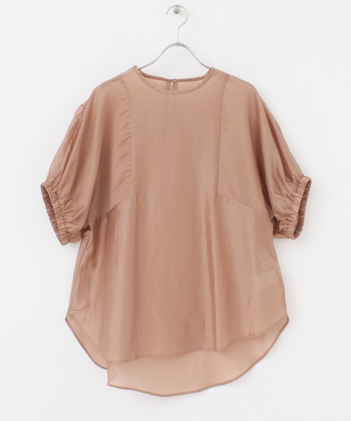 UR Lab.（アーバンリサーチラボ）の「チョウチンスリーブブラウス（シャツ/ブラウス・レディース・チャコールグレー/ピンク/ライトベージュ・FREE）」の20枚目の写真